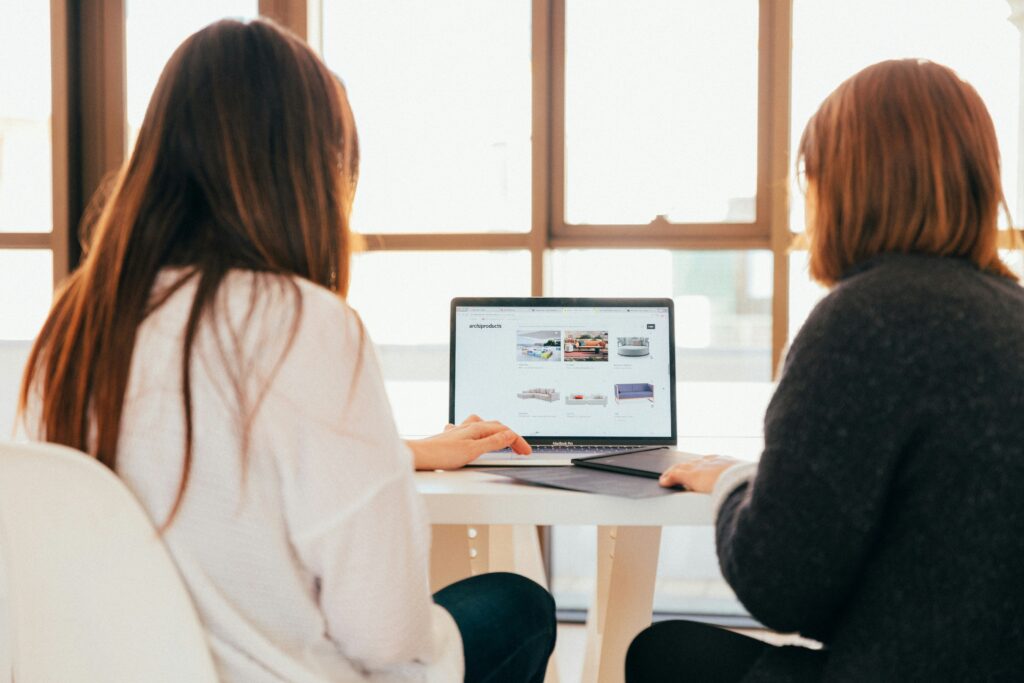 principios de jerarquía visual aplicados al diseño web para mejorar conversiones